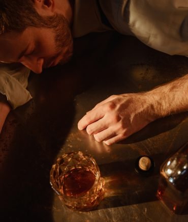 Detección de adicciones o comportamientos inapropiados - Detectives Guadarrama